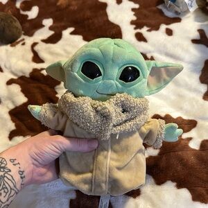 Baby yoda